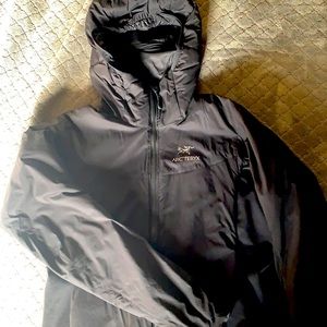 Arc’teryx atom LT hoodie